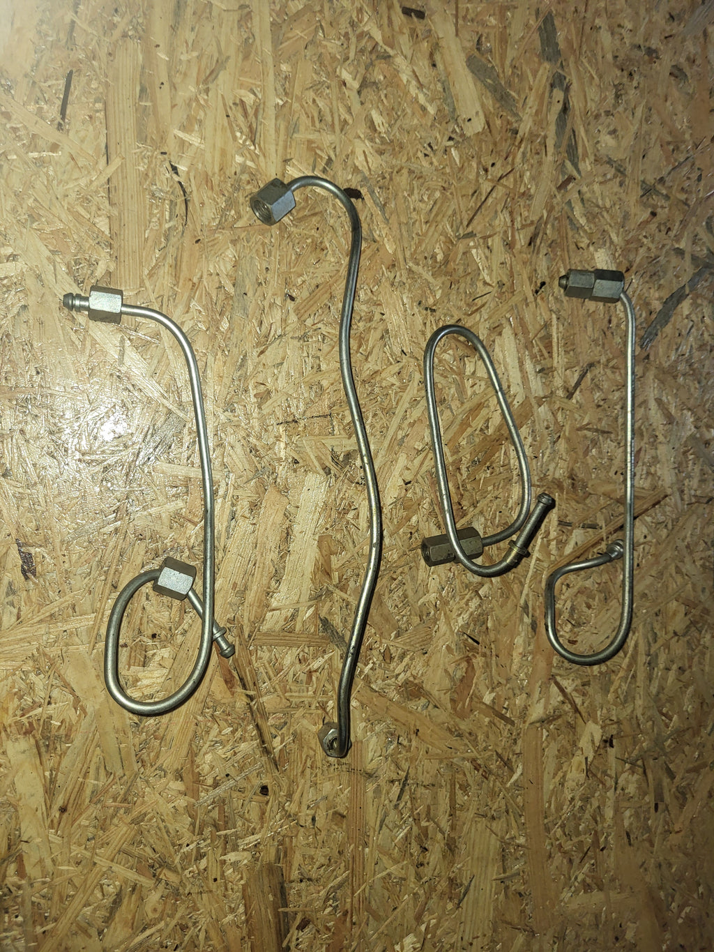 Einspritzleitungen Komplett MC Cormick D 430, 432, 436, 439