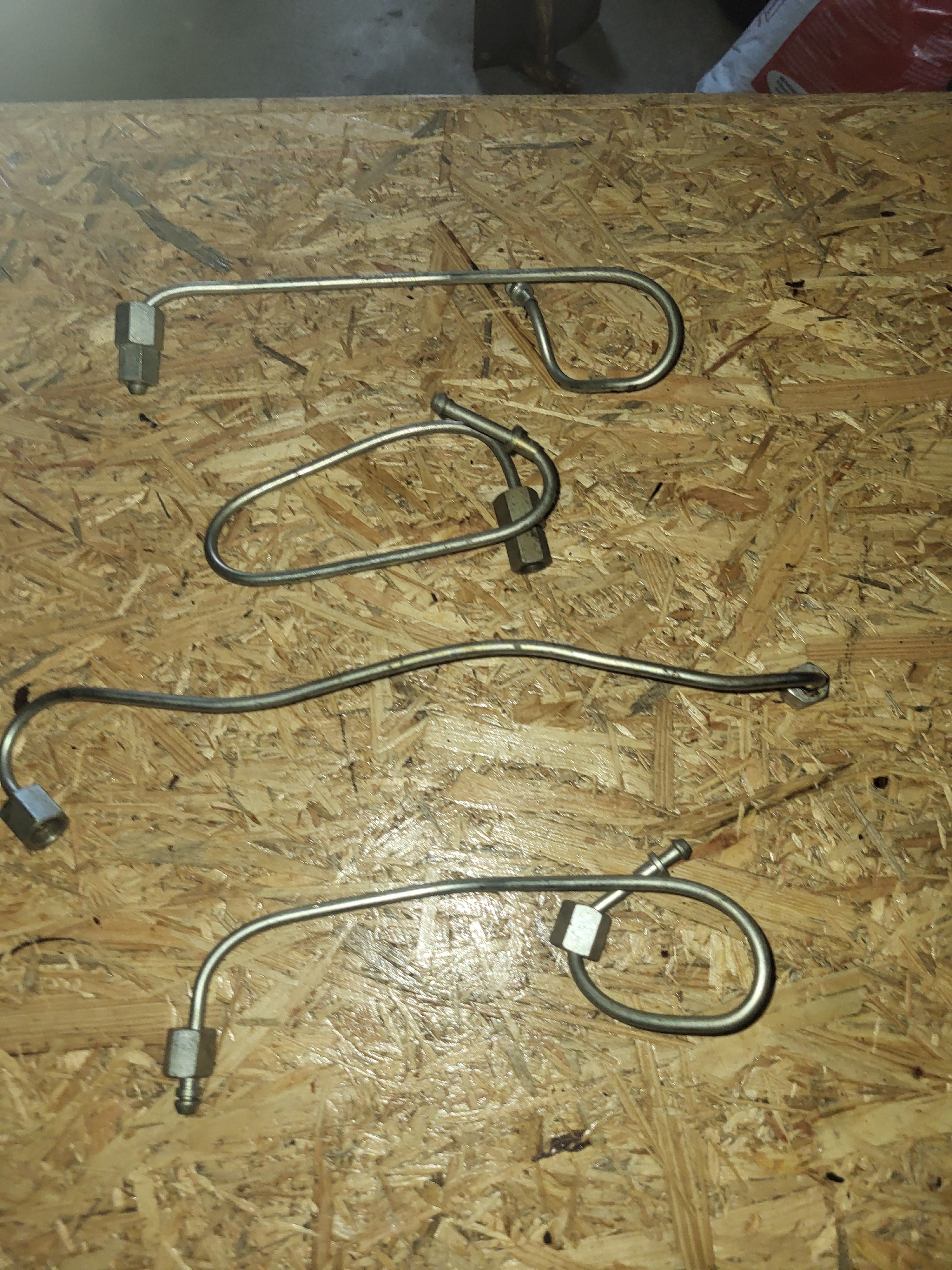 Einspritzleitungen Komplett MC Cormick D 430, 432, 436, 439